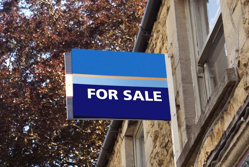 Selling your UK home if you live abroad