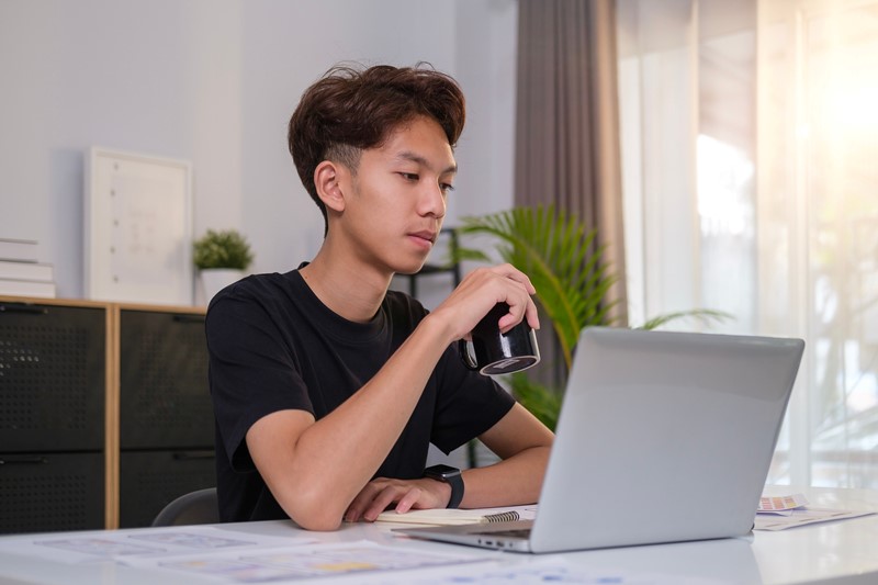 16 years old – the minimum age for a company director